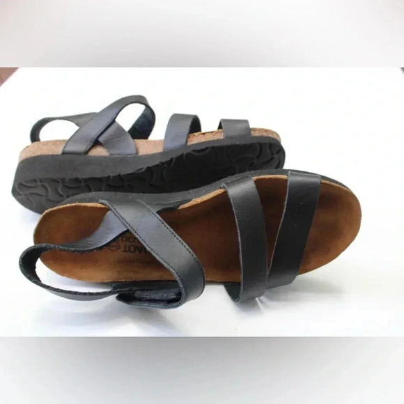 Naot sandals - Picture 3 of 10